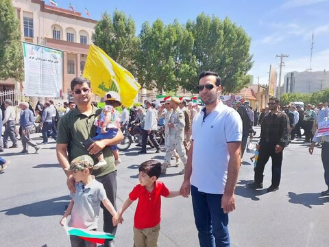 ایستگاهی برای کودکان در حاشیه راهپیمایی روز قدس بوشهر
