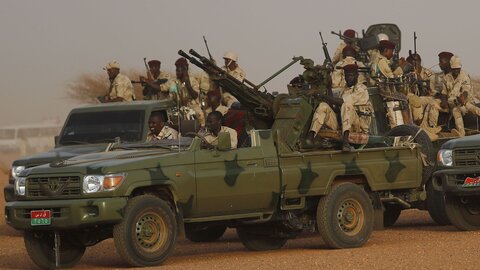 "الدعم السريع" في السودان تعلن سيطرتها على القصر الجمهوري والجيش يكذب