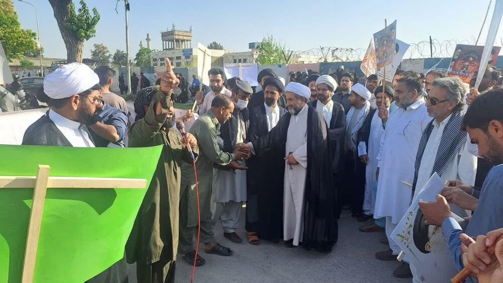 امام خمینی (رہ) نے جمعۃ الوداع کو "روز قدس" کا اعلان کر کے قدس کو امت کے اتحاد کا محور بنا دیا