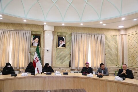 دیدار سفیر وایتکان در ایران با مدیر جامعه الزهرا