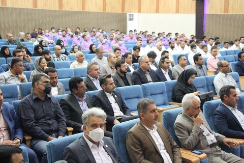 مراسم آزادی 45 زندانی جرایم غیرعمد مالی با حضور امام جمعه بوشهر