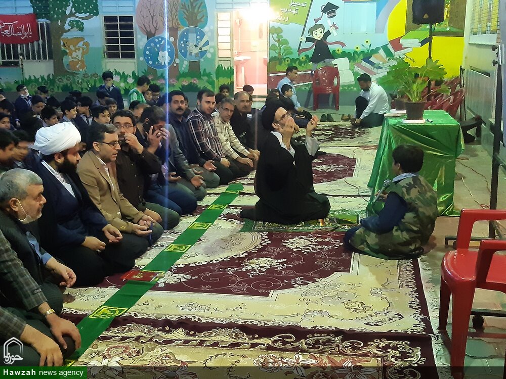 سه سفارش امام جمعه کاشان به دانشآموزان