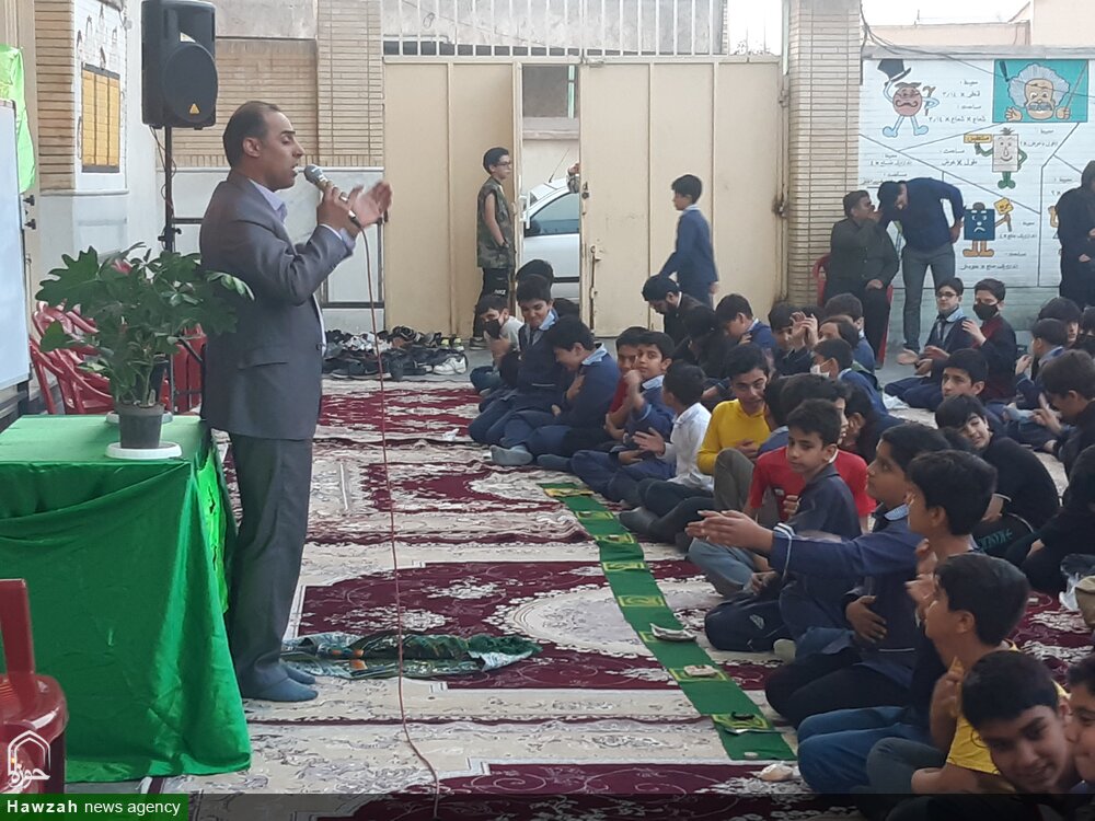 سه سفارش امام جمعه کاشان به دانشآموزان