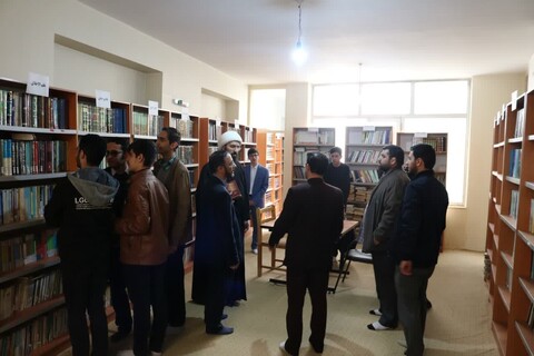 تصاویر/ حافظان قرانی مدارس اموزش وپرورش در مدرسه علمیه میرزاعلی اکبر اردبیل