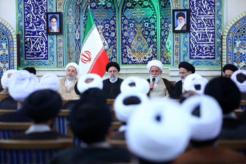 در دیدار رئیس جمهور با علما و روحانیون چه گذشت + فیلم و عکس