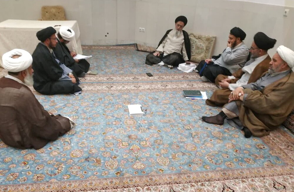 مجمع نمایندگان طلاب از مدارس علمیه شهرستانها غافل نشود