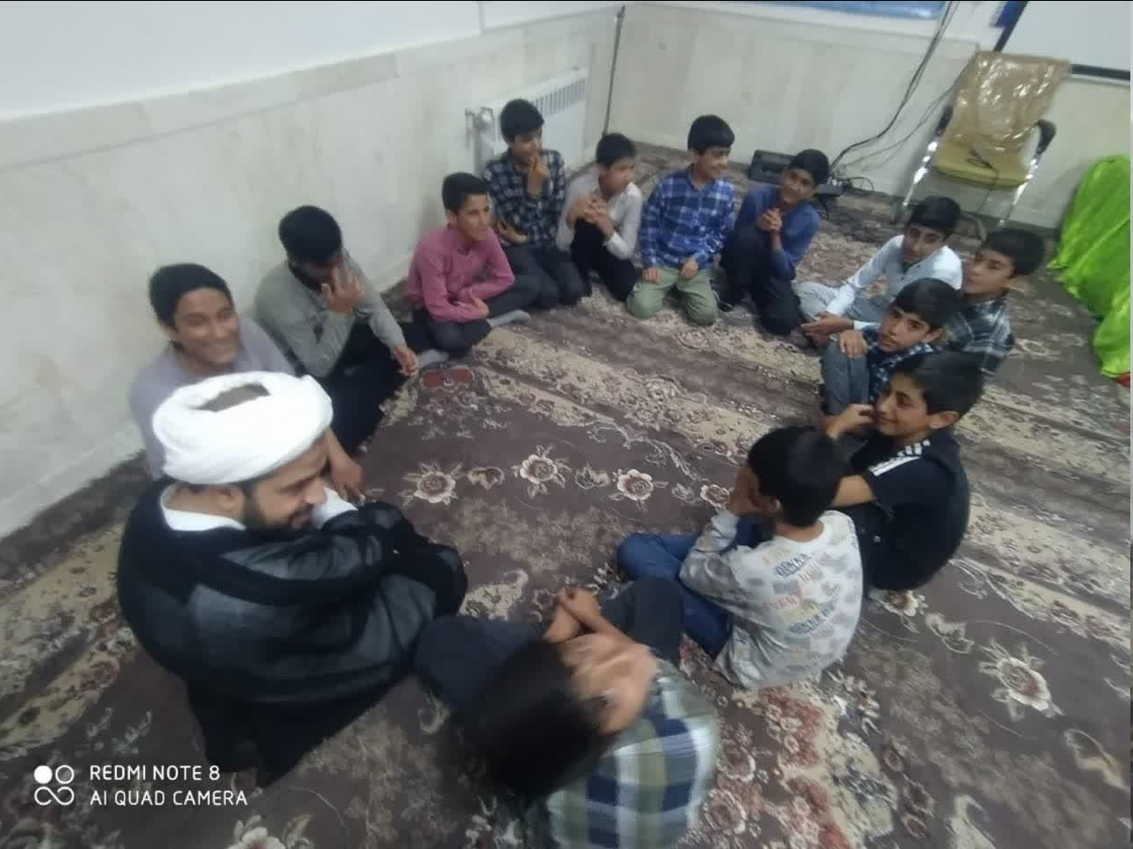 آشنایی جوانان نهبندان با فضای طلبگی + عکس