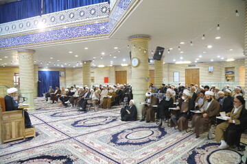 تصاویر / درس فقه بیمه آیت الله محمدجواد فاضل لنکرانی در ماه مبارک رمضان