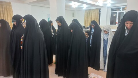 تصاویر/ برگزاری مراسم افطاری به همت مدرسه علمیه فاطمة الزهرا (س) سلماس
