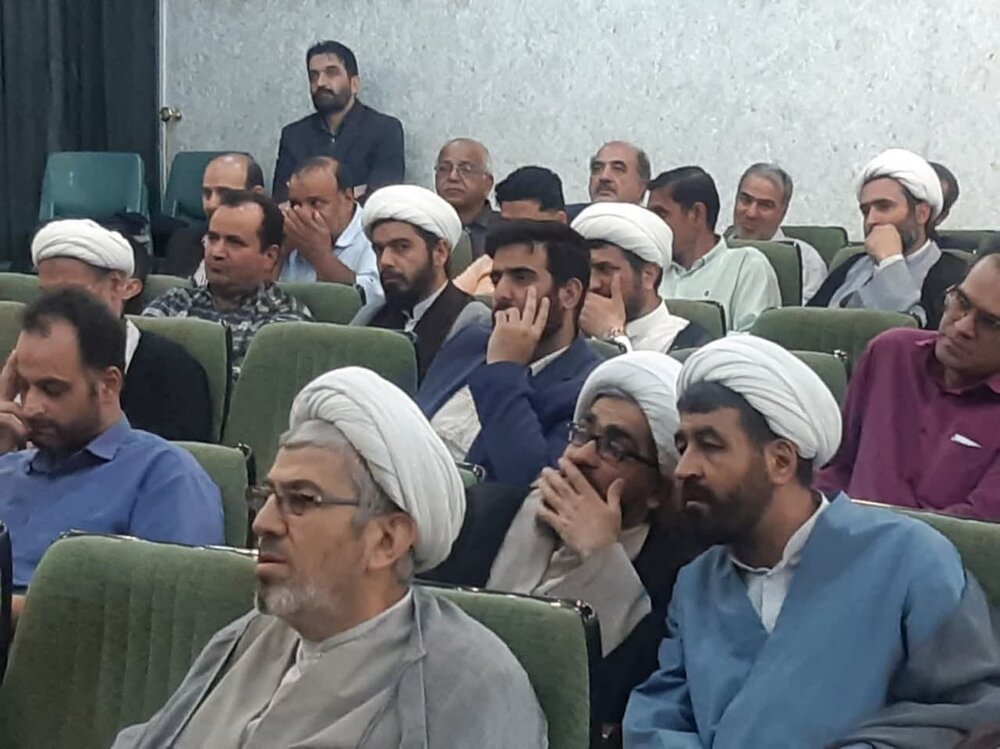 نخستین نشست «هنر و مسجد» در کاشان برگزار شد + عکس