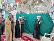 تصاویر/ حضور امام جمعه آران و بیدگل در مسجد وثوق