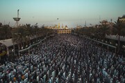 تصاویر/ برگزاری باشکوه نماز عید فطر در بین الحرمین کربلا