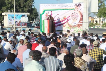 تصاویر/ اقامه نماز عید سعید فطر در جاسک