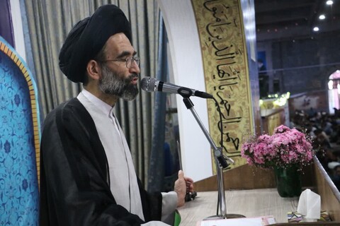 تصاویر:نماز عید سعید فطر در مصلای بقیه الله الاعظم(عج)کاشان