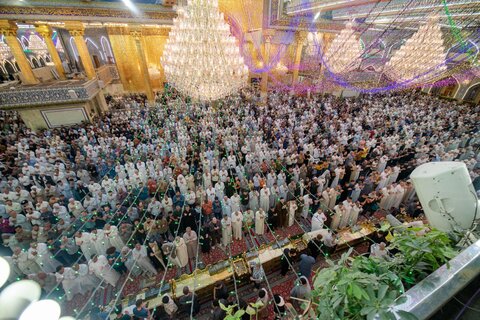 برگزاری باشکوه نماز عید فطر در بین الحرمین کربلا