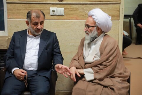 دیدار عیدانه مردم و مسئولان خوزستان با عضو مجلس خبرگان رهبری