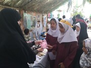 تصاویر/ برگزاری نمایشگاه عفاف و حجاب توسط طلاب مدرسه علمیه کوثر زرندیه