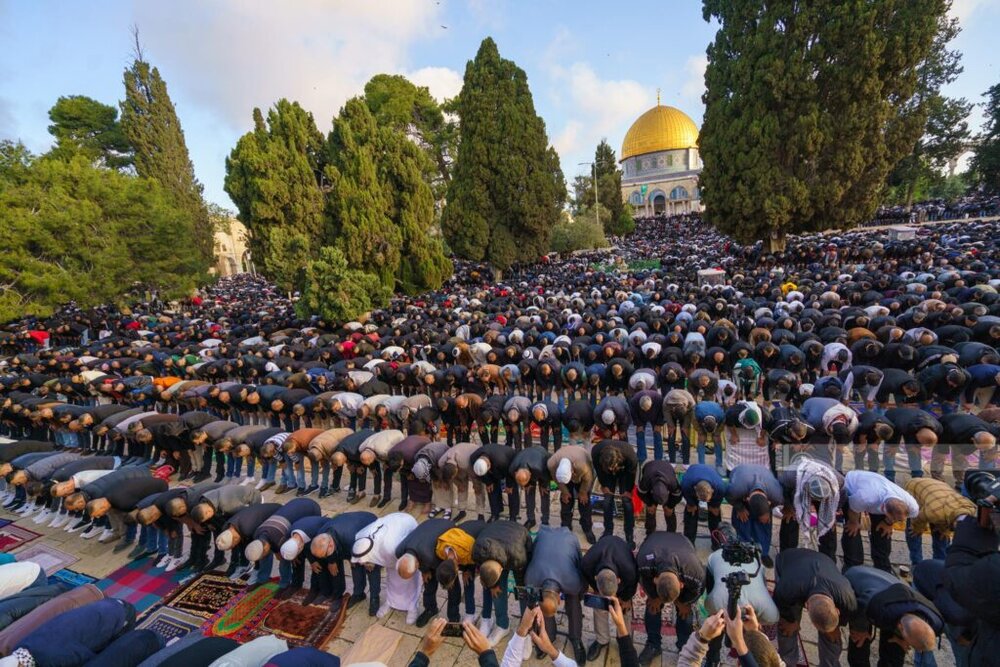 ڈھائی لاکھ فلسطینیوں نے مسجد الاقصی میں نمازعید ادا کی