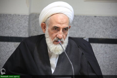 تقرير مصور عن الفقيد آية الله عباس علي سليماني عضو مجلس خبراء القيادة في إيران