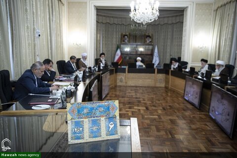 بالصور/ جلسة أعضاء مجلس صيانة الدستور في إيران