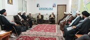 بازدید مشاور رئیس جمهور در امور روحانیت از مدیریت حوزه علمیه خوزستان + عکس