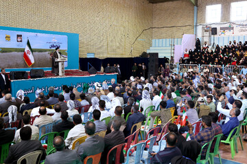 دولت از هیچ تلاشی برای ایجاد اشتغال و رفع مشکل بیکاری دریغ نمی‌کند