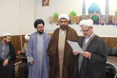 تصاویر / دیدار مدیر حوزه علمیه استان قزوین با اساتید مدرسه علمیه سفیران هدایت قزوین (مدرسه مولاوردیخان )