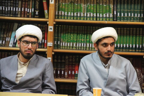 تصاویر / دیدار مدیر حوزه علمیه استان قزوین با مدیر واساتید مدرسه علمیه امام صادق (ع) قزوین
