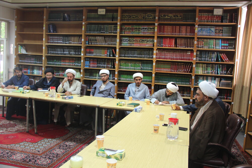 تدریس بالاترین مقام و منزلت است