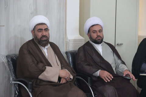 تصاویر / دیدار مدیر حوزه علمیه استان قزوین با مدیر واساتید مدرسه علمیه شهید مصطفی خمینی (ره) شهرستان تاکستان