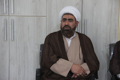 تصاویر / دیدار مدیر حوزه علمیه استان قزوین با مدیر واساتید مدرسه علمیه شهید مصطفی خمینی (ره) شهرستان تاکستان