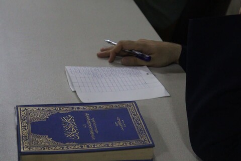 تصاویر/  اولین جلسه دوره آموزش تصحیح نسخه های خطی در مدرسه علمیه امام خمینی (ره) ارومیه