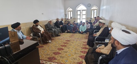 تصاویر/ تجلیل از اساتید مدرسه علمیه امام صادق(ع) شهرستان مهریز