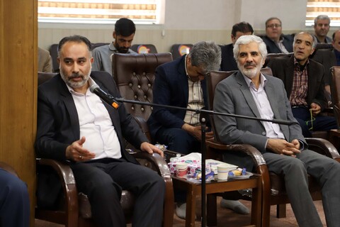 تصاویر / دیدار جمعی از تشکل‌های کارگری و کارگران همدان با نماینده ولی فقیه در استان