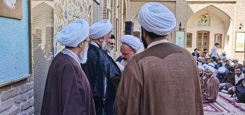 تجلیل از اساتيد و کادر مدارس علمیه شهر یزد
