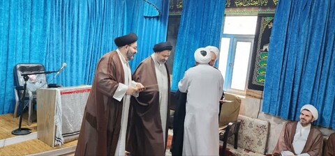 تصاویر/ مراسم تجلیل از اساتید مدرسه علمیه امام خمینی (ره) ماکو