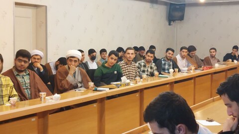 نصاویر/ نشست جهاد تبیین با محوریّت عفاف و حجاب در حوزه علمیه بناب