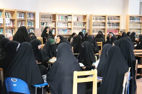 تصاویر/ مراسم افتتاحیه دختران حاج قاسم در مدرسه علمیه الزهرا (س) ارومیه