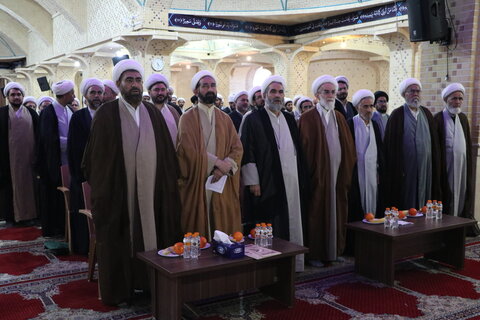 تصاویر / تجلیل از اساتید حوزه علمیه استان قزوین