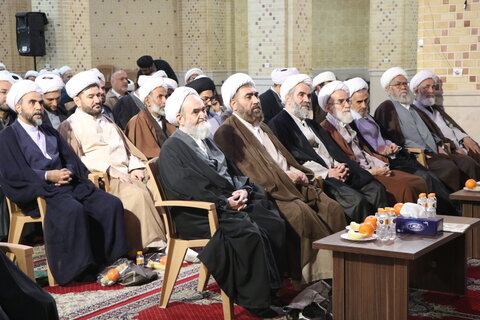 تصاویر / تجلیل از اساتید حوزه علمیه استان قزوین