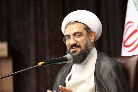 تصاویر / دیدار تولیت آستان قدس رضوی با نماینده ولی فقیه در استان همدان