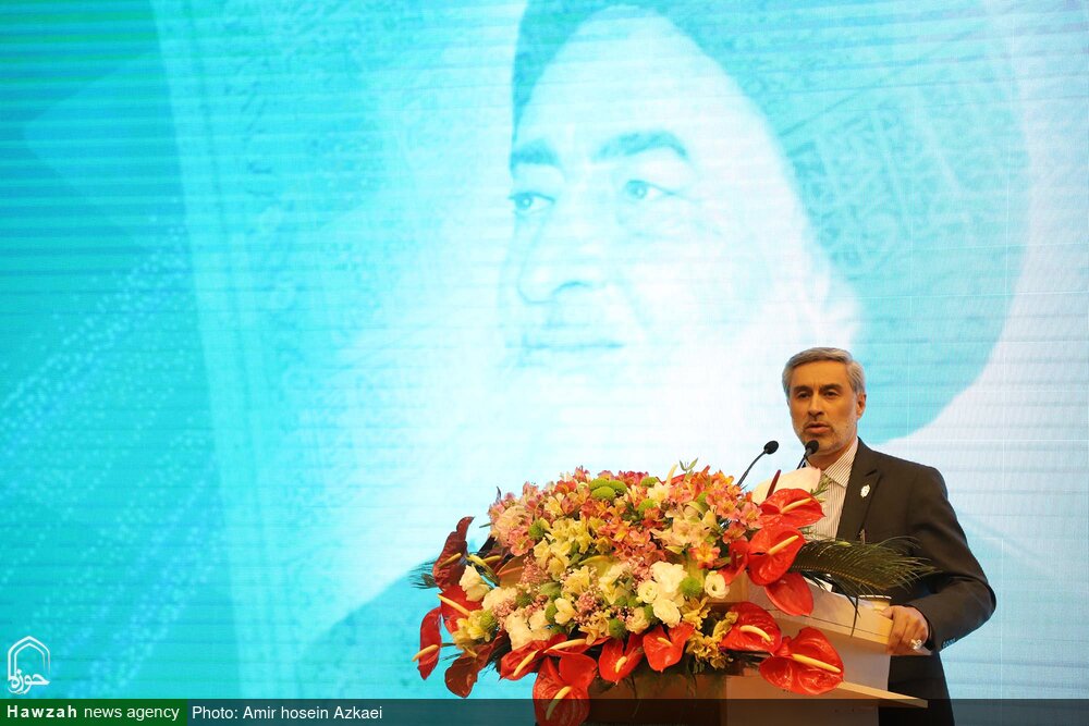 تجلیل از موسسه خیریهای با نیم قرن سابقه