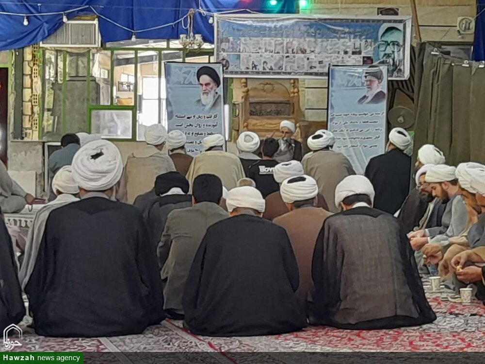 اساتید مدارس علمیه منطقه کاشان تجلیل شدند + عکس