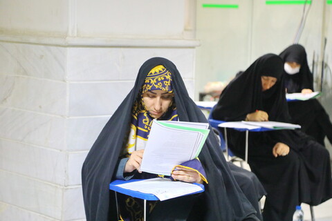 تصاویر / آزمون اعطای مدرک به حافظان قرآن کریم خواهران