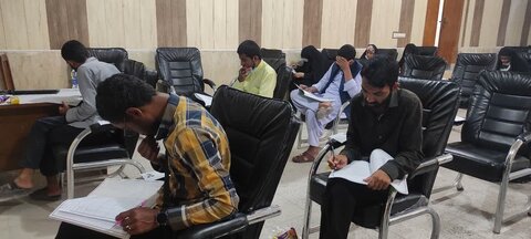 تصاویر/ هیجدهمین دوره آموزن ارزیابی و اعطای مدرک تخصصی به حافظان قرآن شهرستان میناب