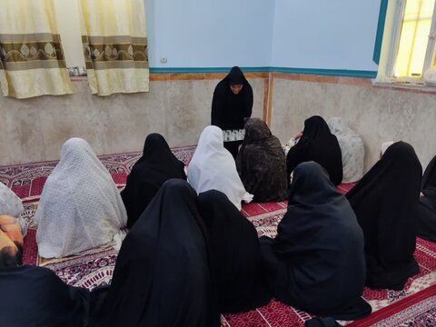 تصاویر/  ایستگاه صلواتی کانون فرهنگی تربیتی دخترانه رضوان کاکی در مصلی جمعه