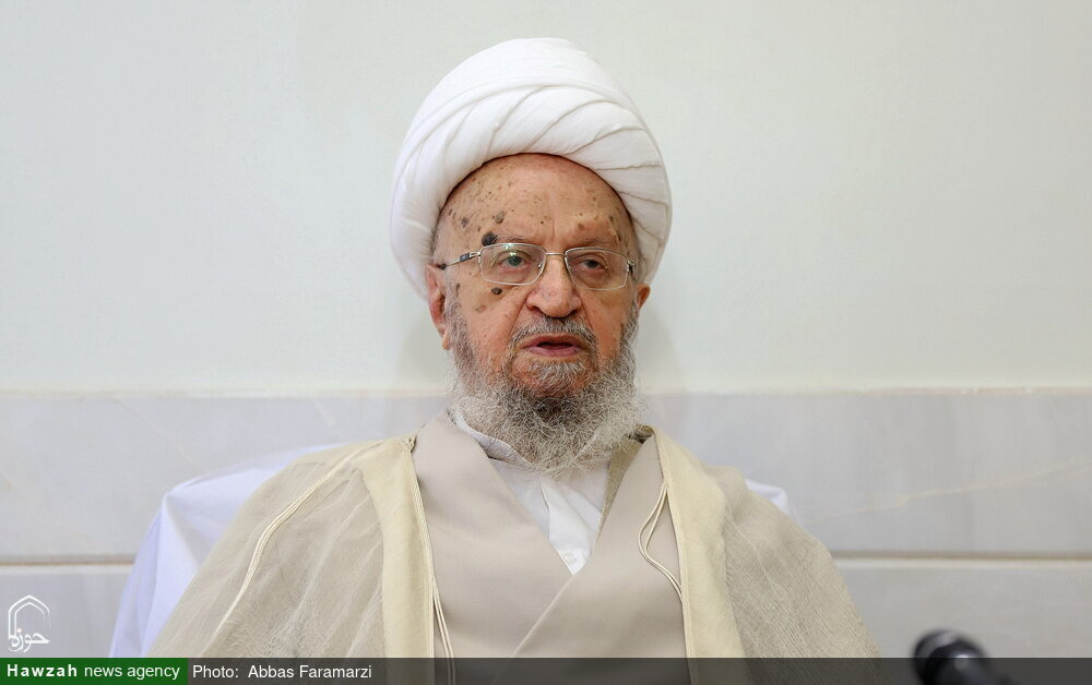 इजरायल और प्रतिरोध मोर्चे के दुश्मनों की हार वास्तव में अमेरिकी हार है, आयतुल्लाह मकारिम शिराज़ी  इजरायल और प्रतिरोध मोर्चे के दुश्मनों की हार वास्तव में अमेरिकी हार है, आयतुल्लाह मकारिम शिराज़ी