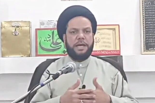 केवल अल्लाह ही इबादत के योग्य है: मौलाना सैयद रजा हैदर जैदी केवल अल्लाह ही इबादत के योग्य है: मौलाना सैयद रजा हैदर जैदी