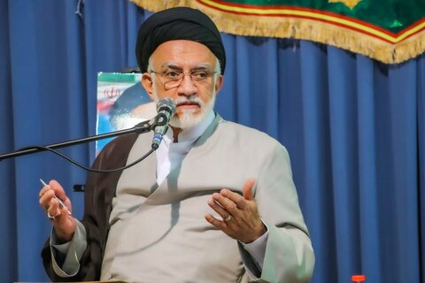 دبیر جامعه روحانیت شیراز