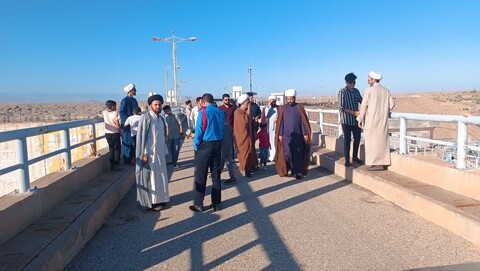 تصاویر/ بازدید اساتید مدرسه علمیه امام صادق(ع) اندیمشک از سد و نیروگاه کرخه